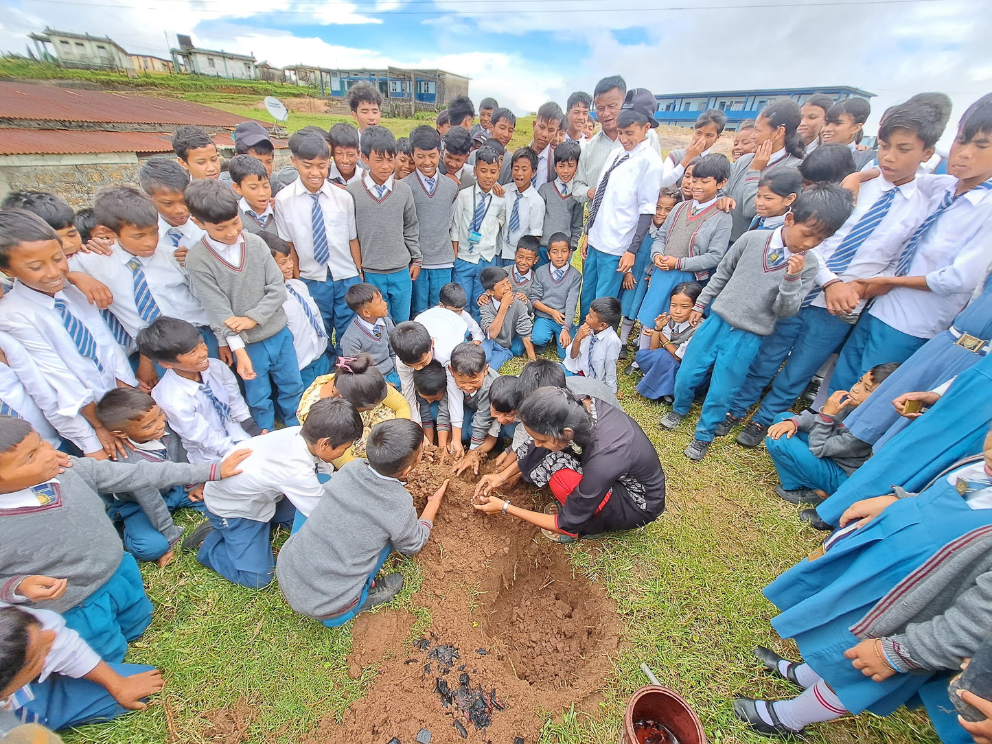 Asia: Plant native trees in Meghalaya, India